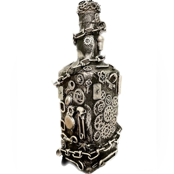 Steampunk bottle - Picture 1 of 1